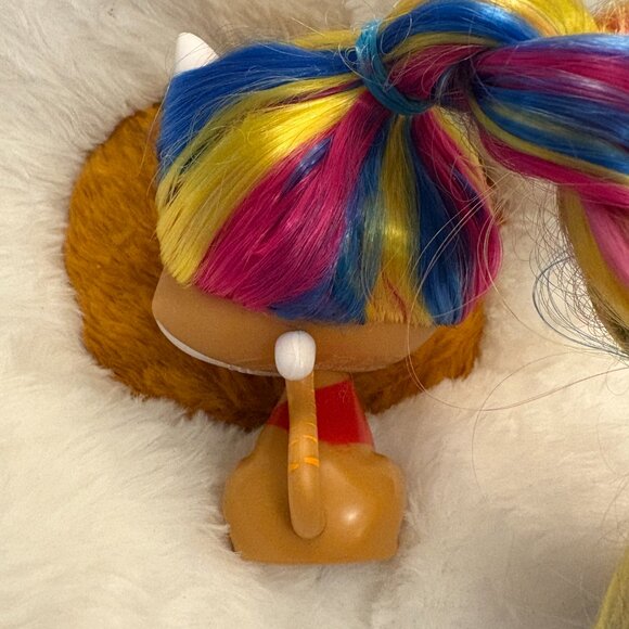 VIP PETS CATS Doll Figure Kitten MELISSA Long Rainbow Hair (SKU: 298TO) - Picture 5 of 10